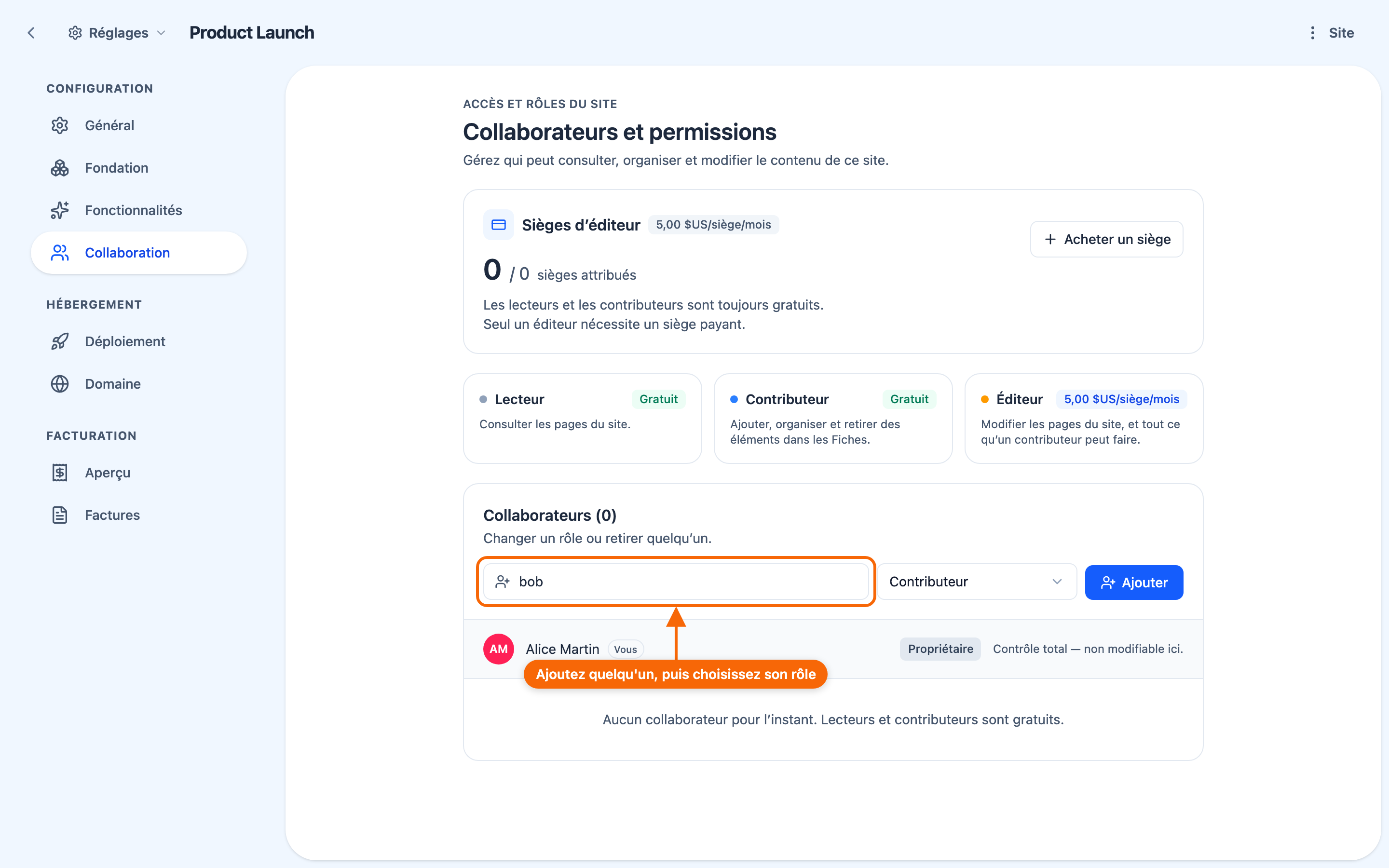 Le parcours d'invitation pour ajouter un collaborateur à un site web, avec le choix du rôle.